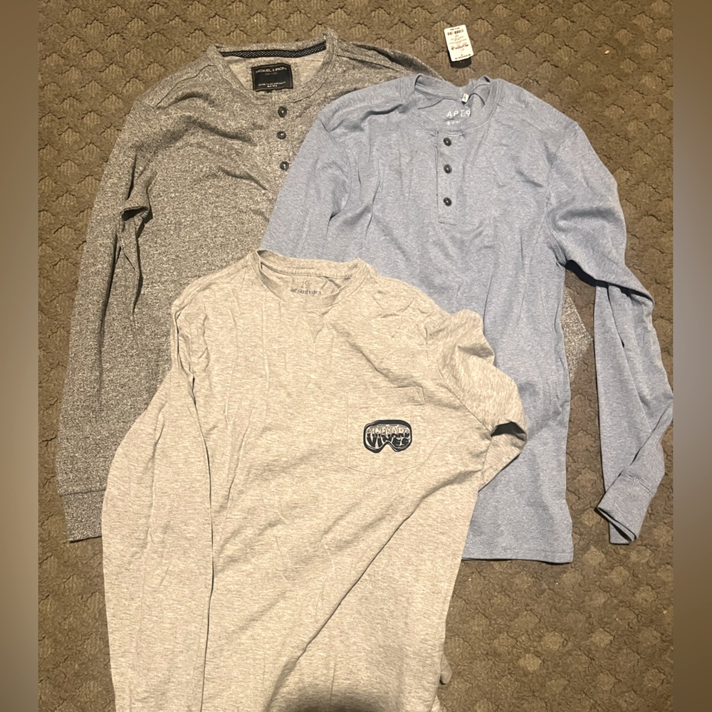 lot of boys/mens long sleeve tees NWT